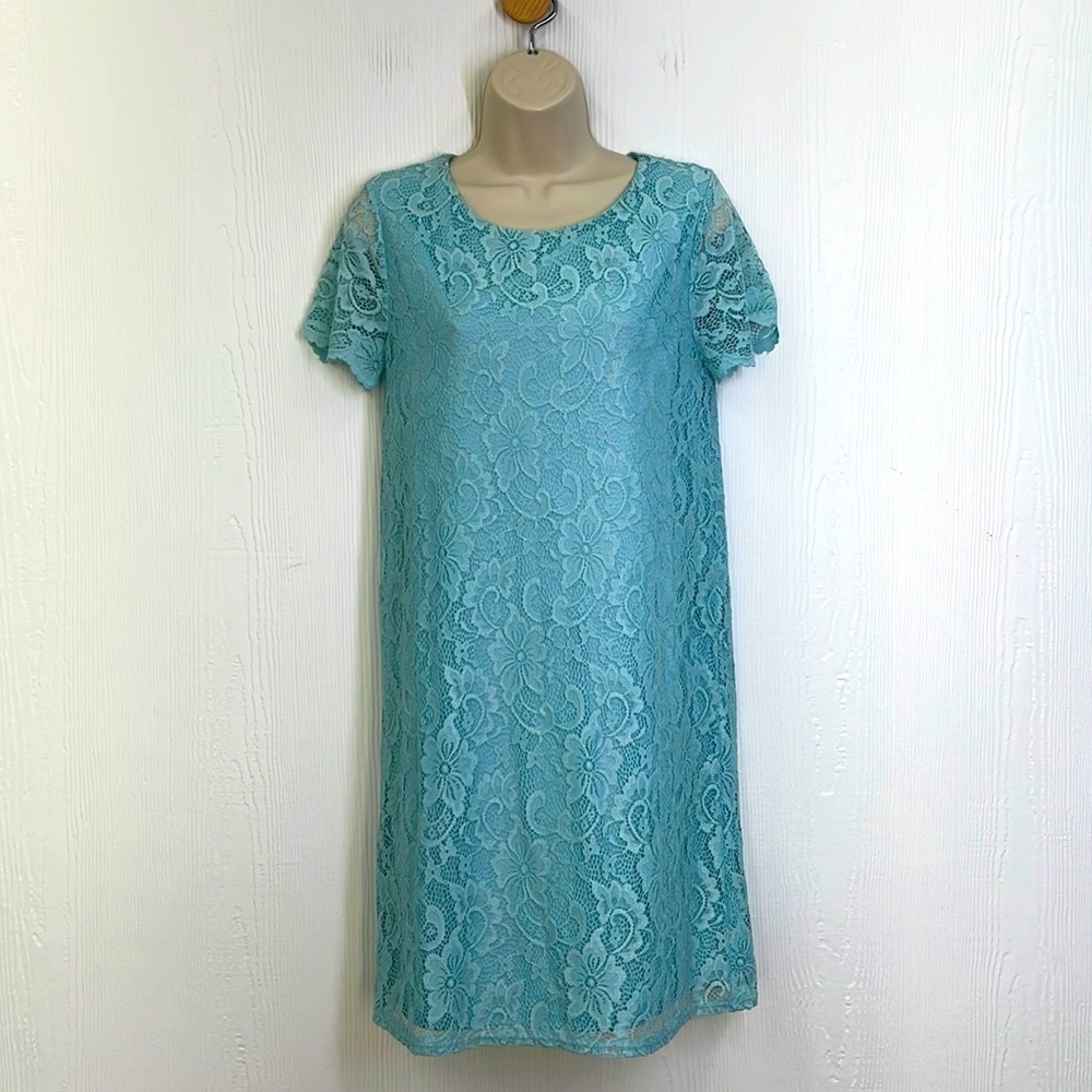 Juicy Couture - Floral Lace Shift Lined Baby Blue Knee Length Dress Size Small